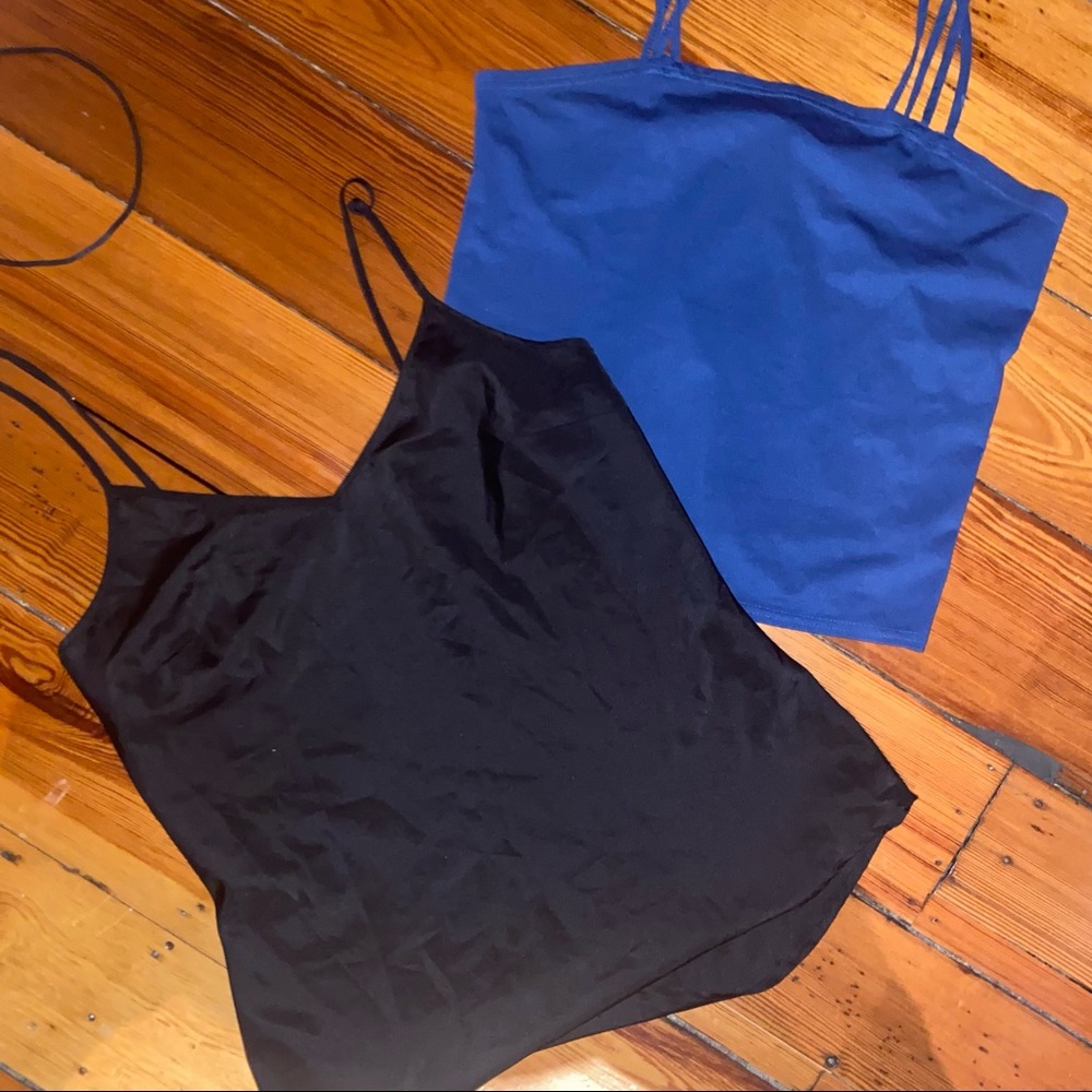 2 Camisoles